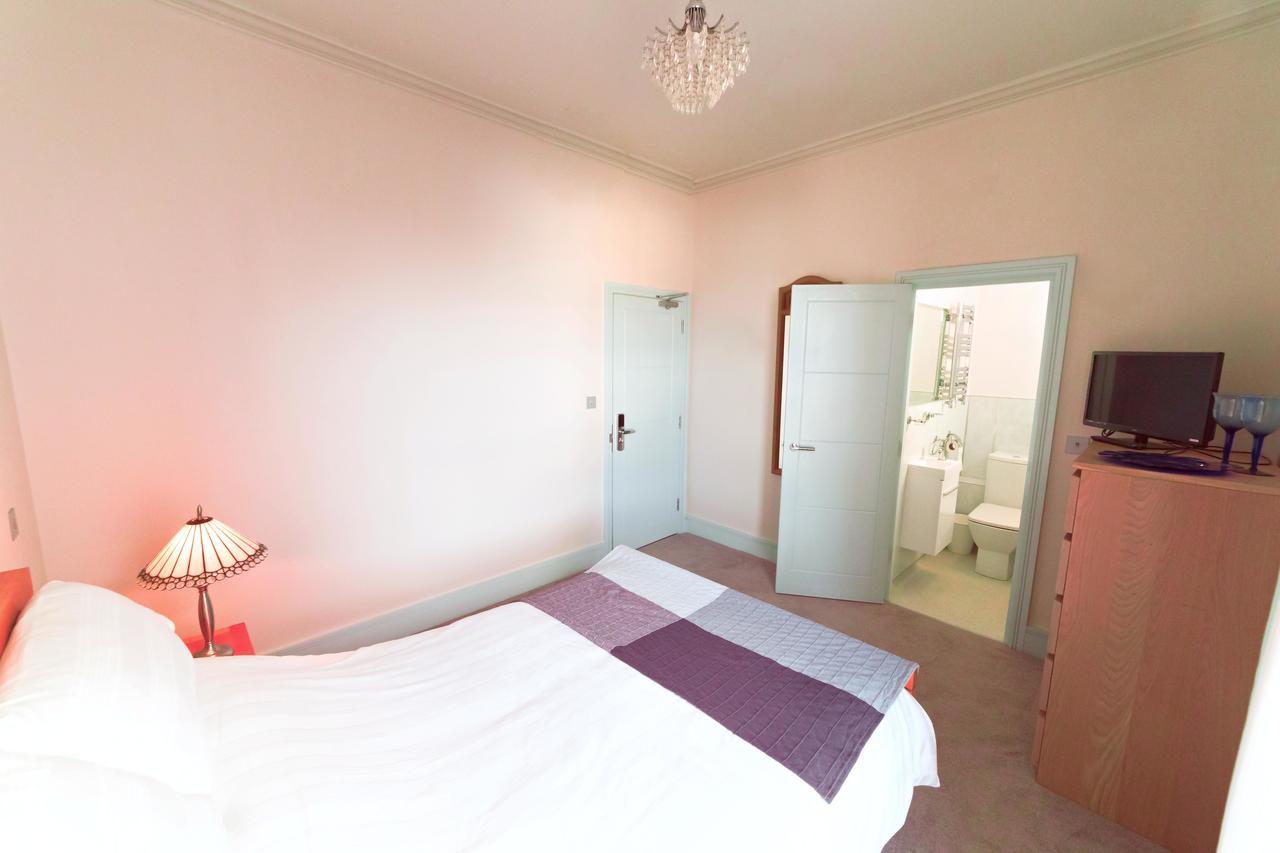 Southsea Rocks Hotel Портсмът Екстериор снимка
